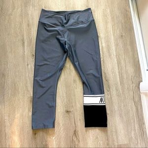 Nike Medium Dri-Fit Leggings